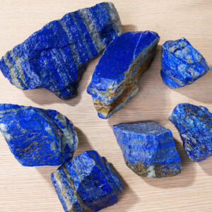 Pure natural lapis lazuli raw stone